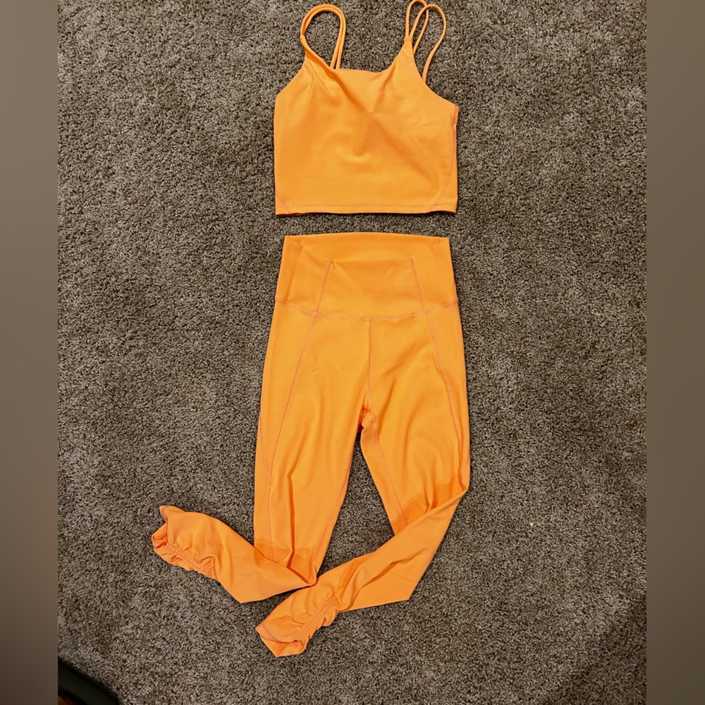 Wilo 2 piece legging and top set